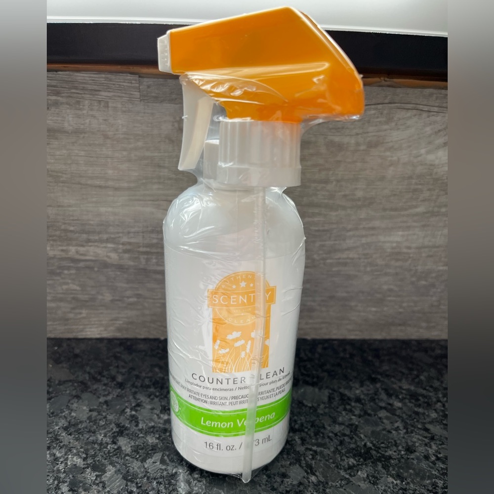 New! Scentsy Lemon Verbena Counter Cleaner